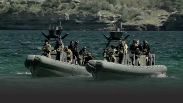 Commandos training on small armed ships 