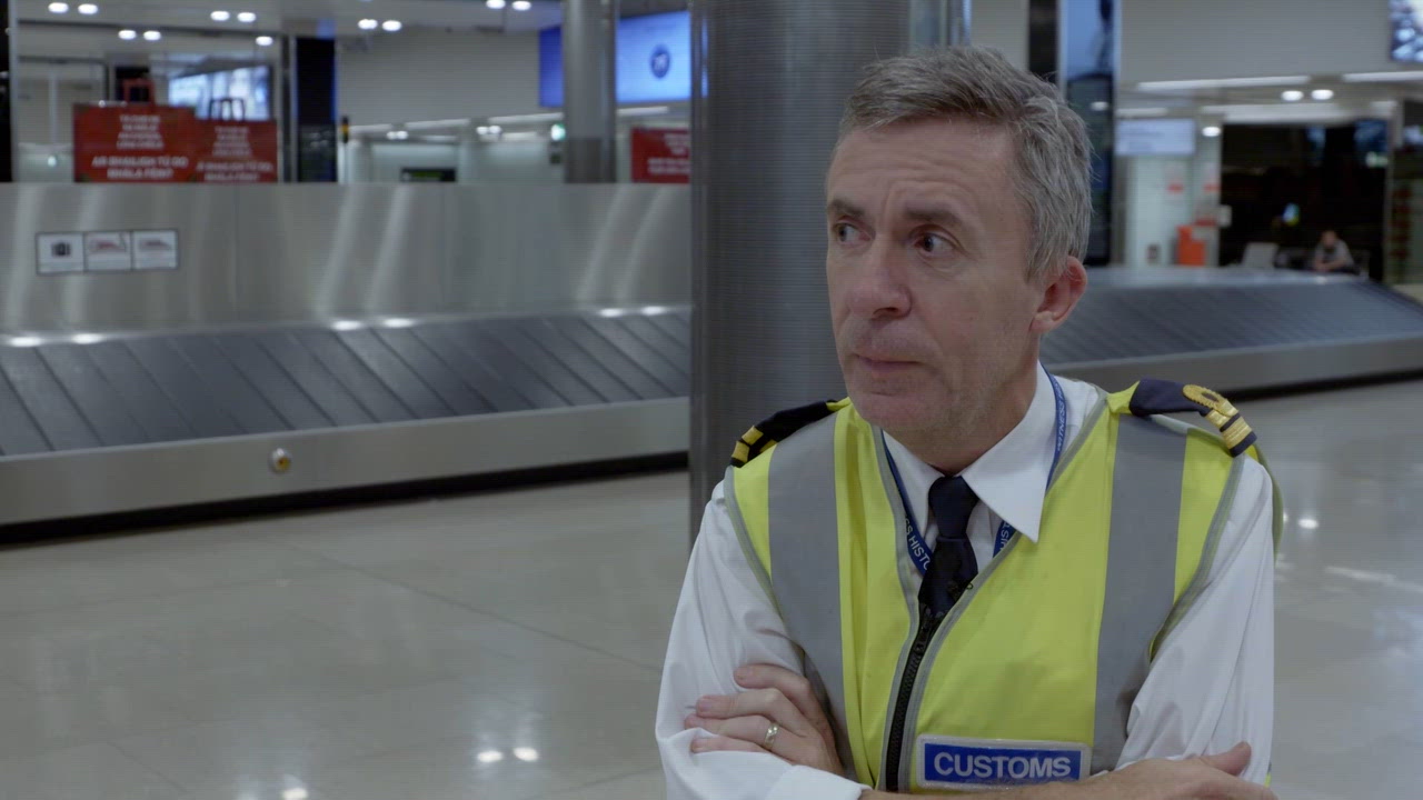 The Fraudulent Traveler