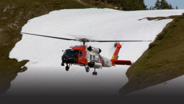 A helicopter in the moutains