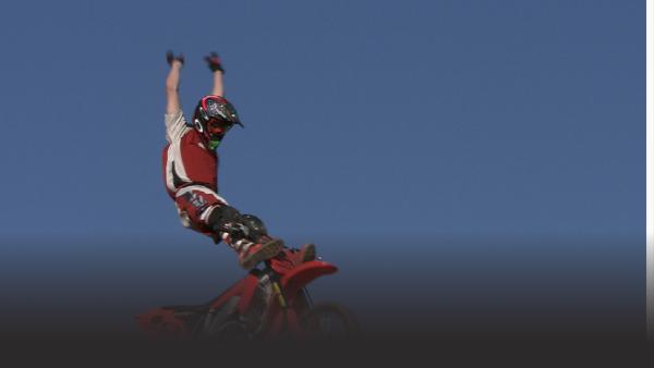 Dustin Novak no hands in the air