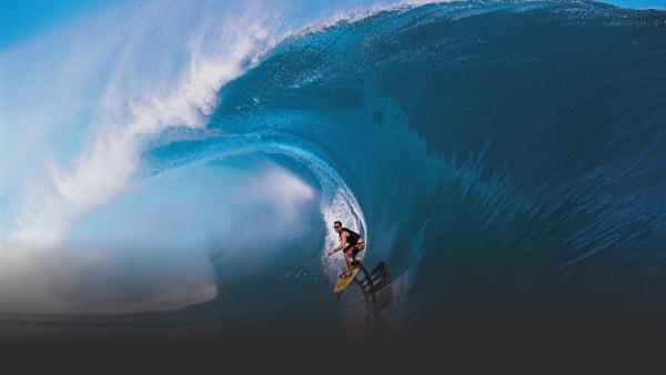 Kelly Slater Takes On The Wedge At The Wave Of The Winter